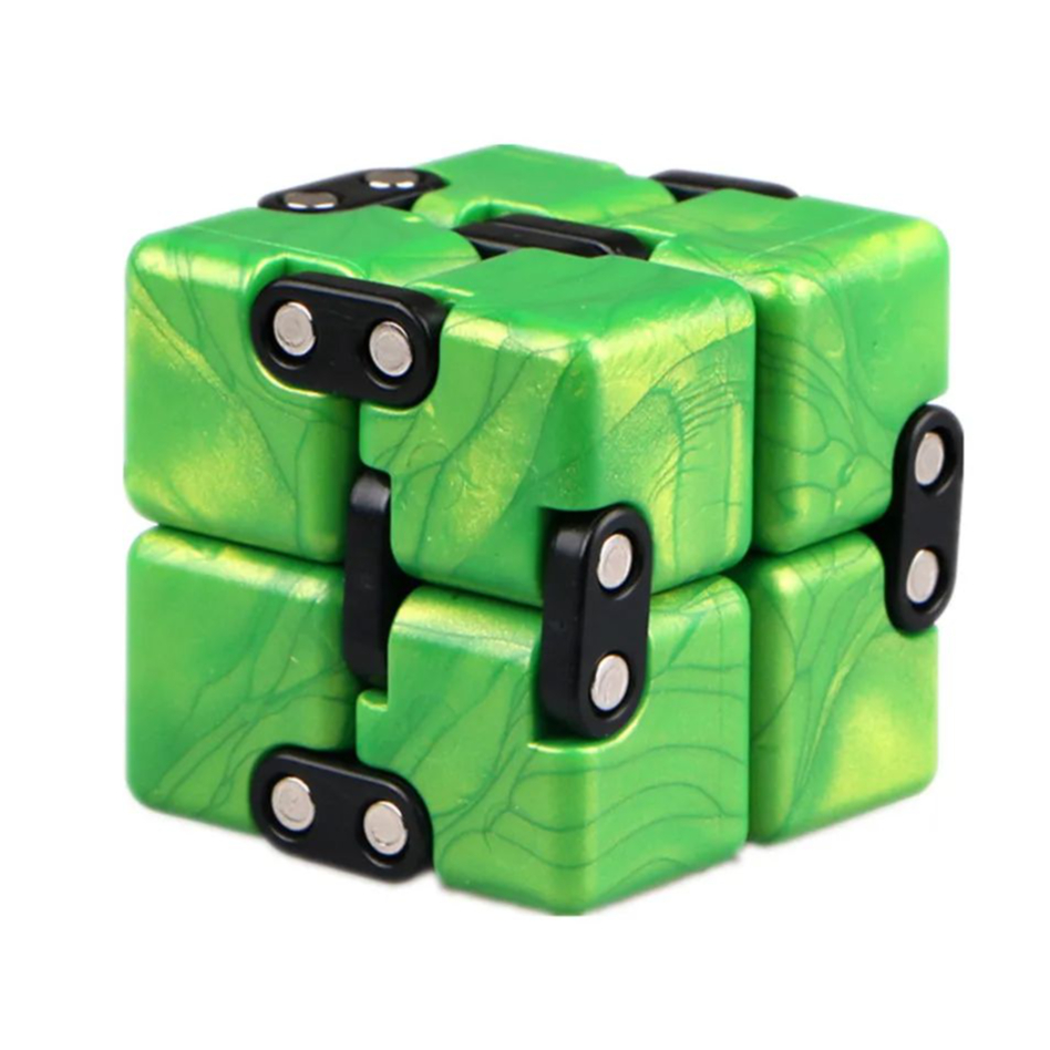 QiYi 2 × 2 クレイジーキューブ 2 × 2 × 2 - Model Kit Infinite Dimension のレビューと価格