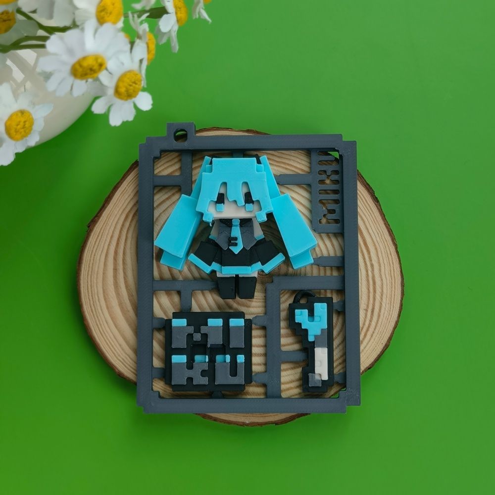3Dプリント製のかわいいピクセル初音ミク半完成モデル、台座付 - Model Kit Gundam Bandai のレビューと価格